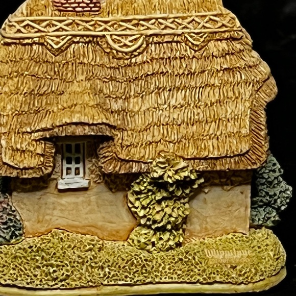 Vintage Lilliput Lane - Wash Day - Collectors Club - Picture 5 of 11